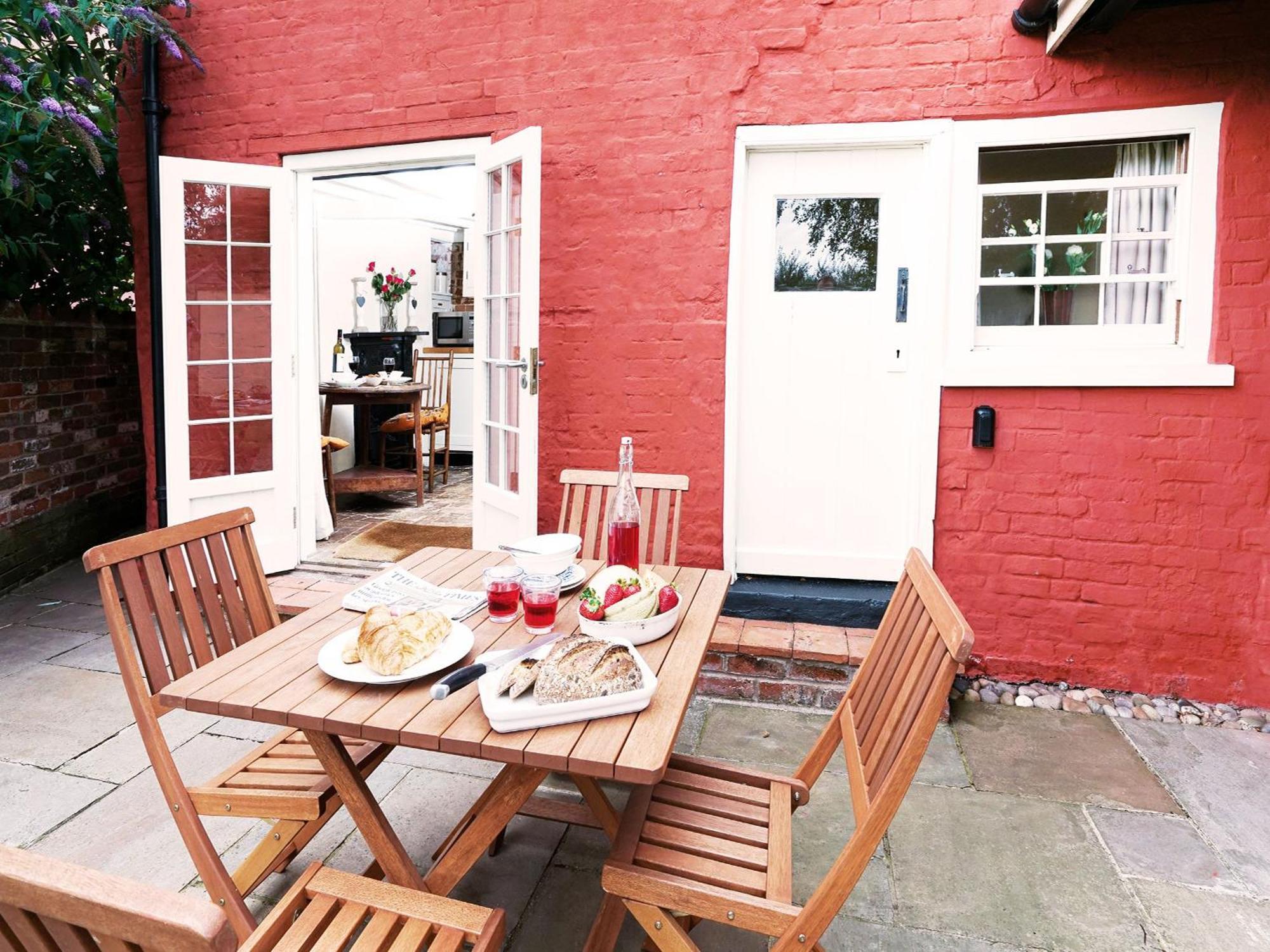 Hidden Cottage By The Suffolk Cottage Collection Aldeburgh Exterior photo